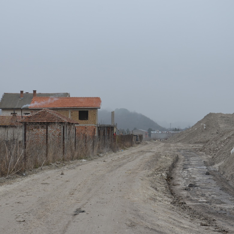 Земя в индустриалната зона на град Севлиево