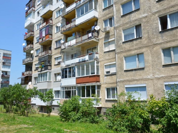 Апартамент в добро функционално състояние