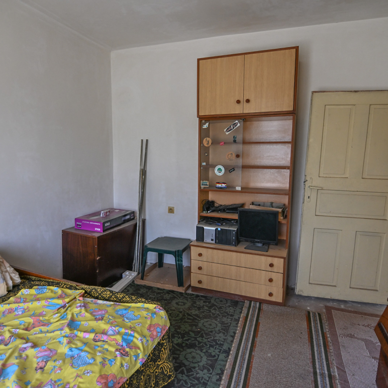 Small rural house on the edge of the village Gabene