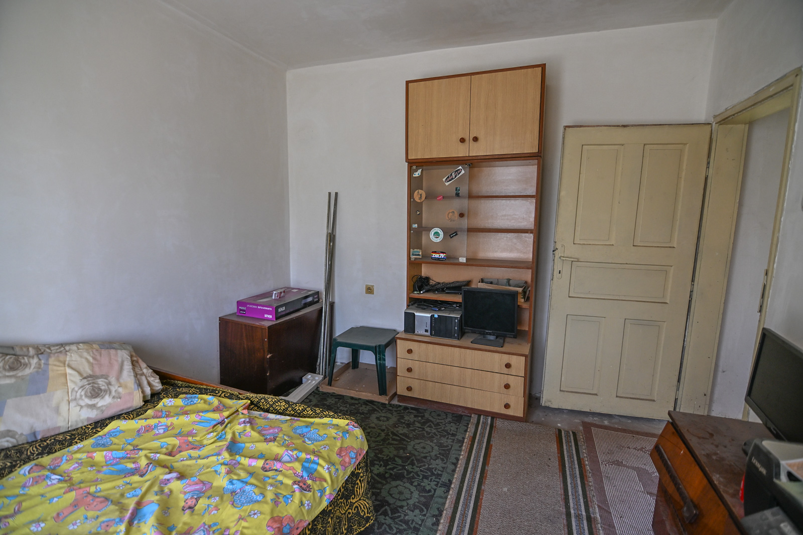Small rural house on the edge of the village Gabene